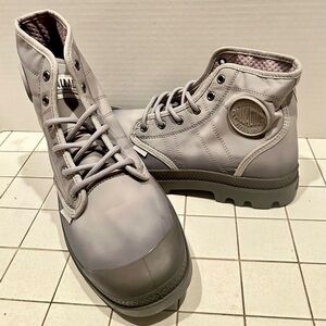 Women's 10  or Men's 8.5 Palladium Pallabrousse Gray Ombre Canvas Boot NEW